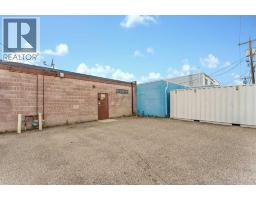 1765 Dunmore Road Se, Medicine Hat, AB T1A1Z8 Photo 21