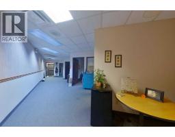 562 2 Street Se, Medicine Hat, AB T1A0C5 Photo 13