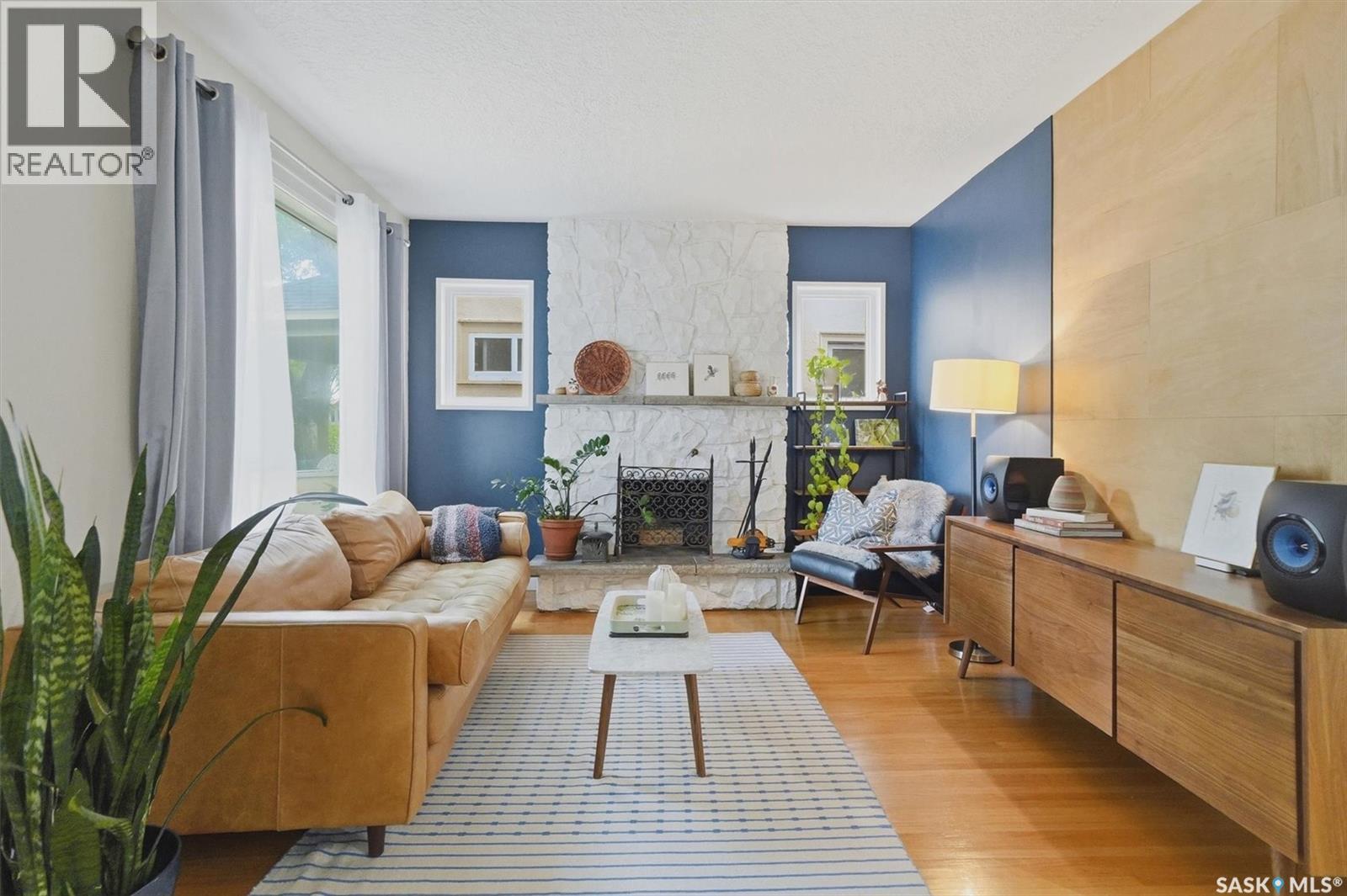 713 Melrose AVENUE - 11