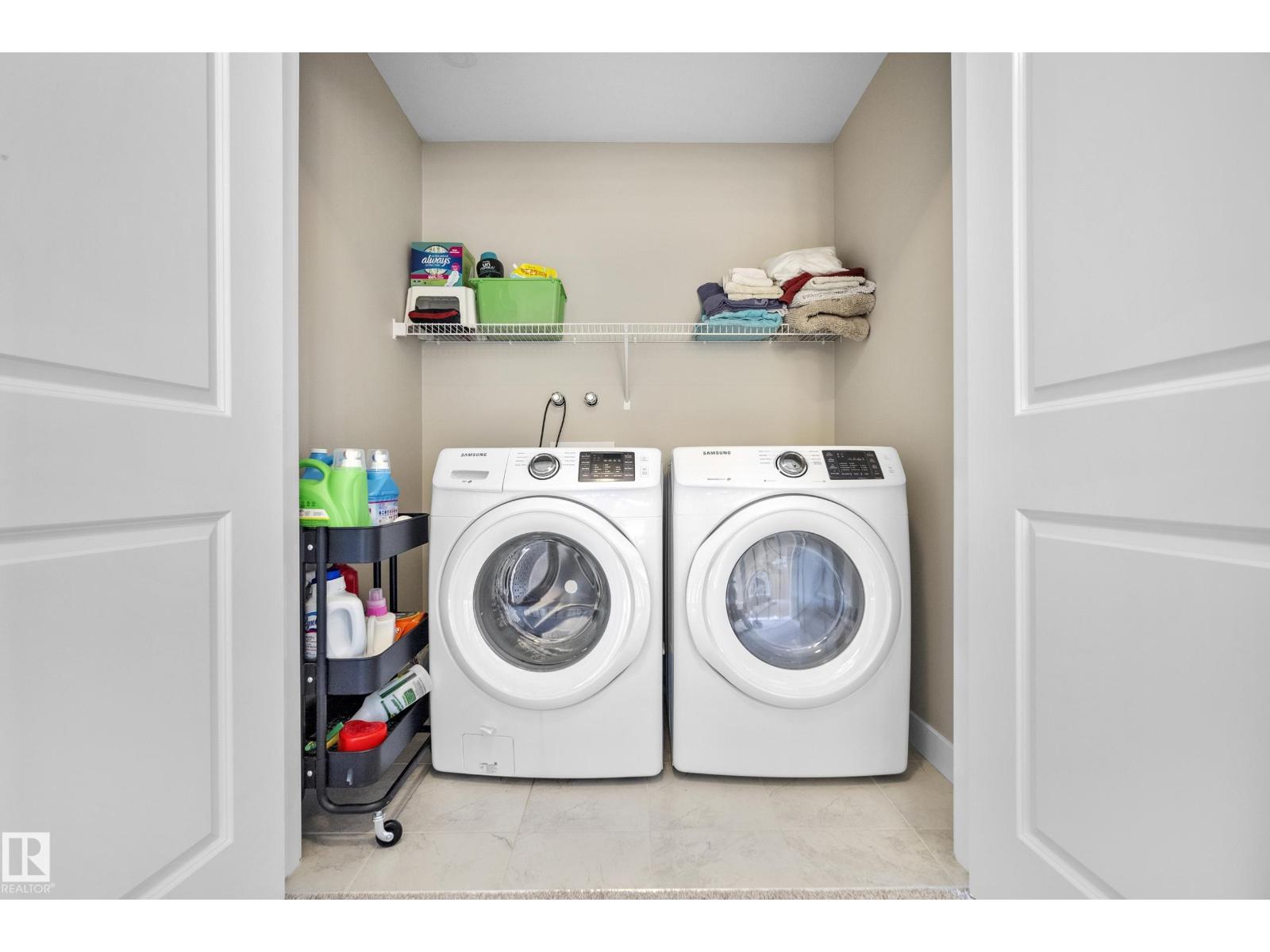 2456 KELLY CIRCLE CI SW - 33