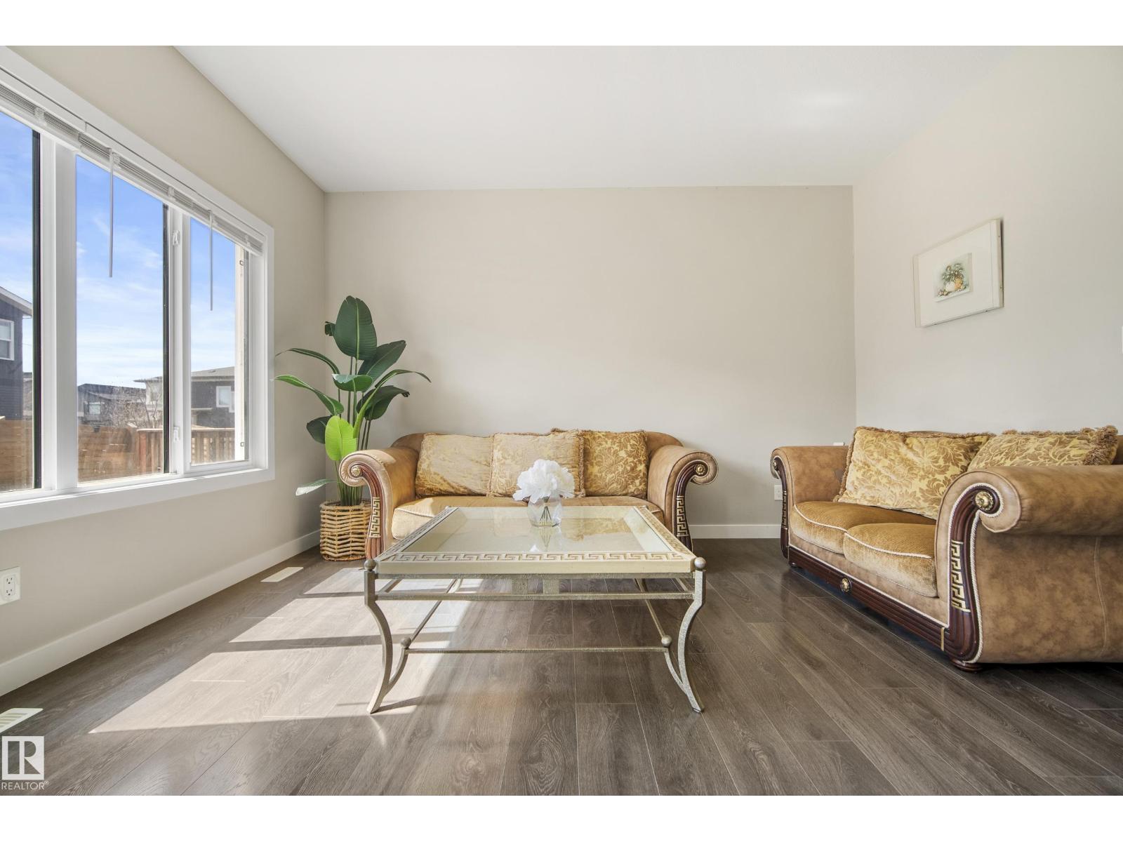 2456 KELLY CIRCLE CI SW - 12