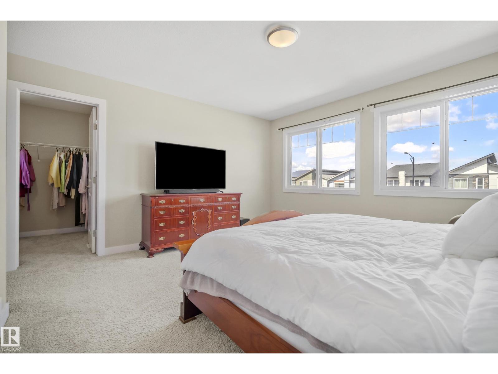 2456 KELLY CIRCLE CI SW - 24