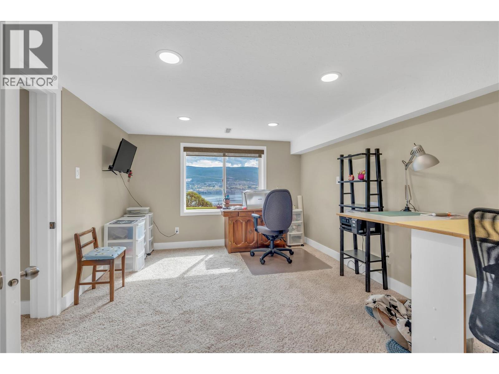 5319 White Street - 39