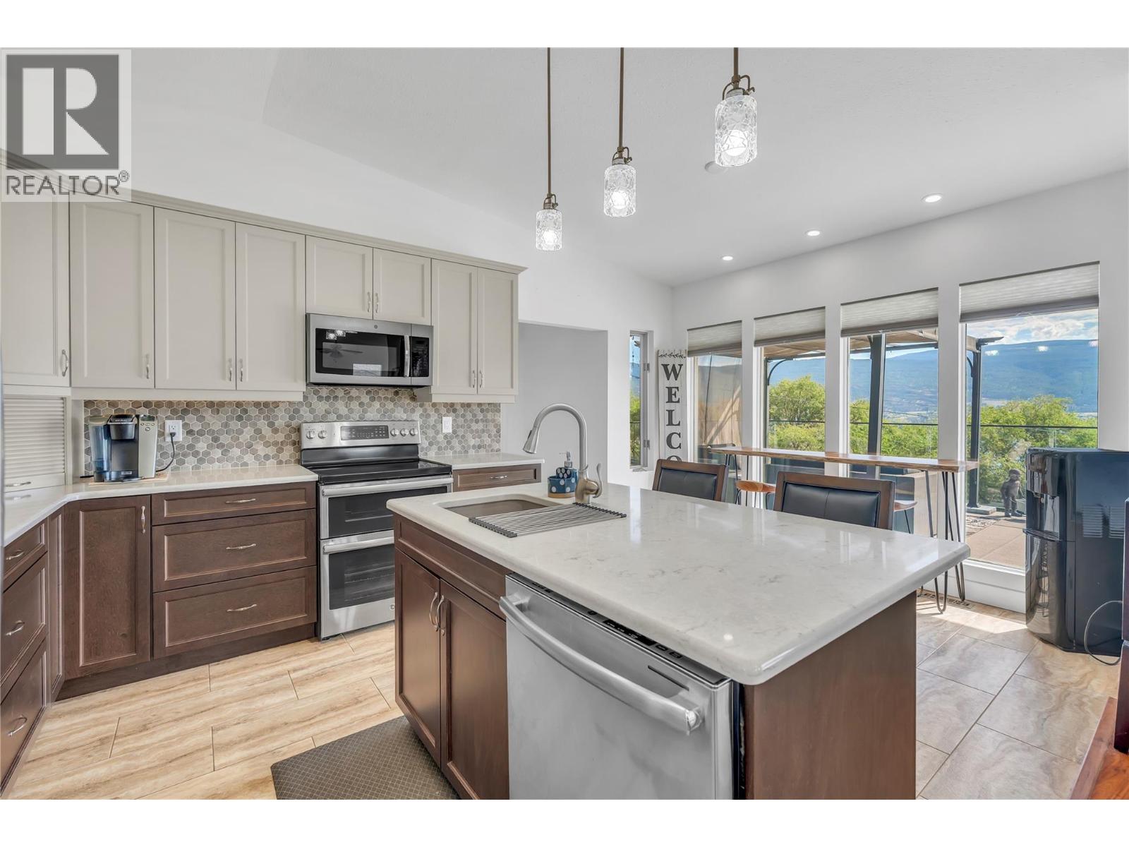 5319 White Street - 9
