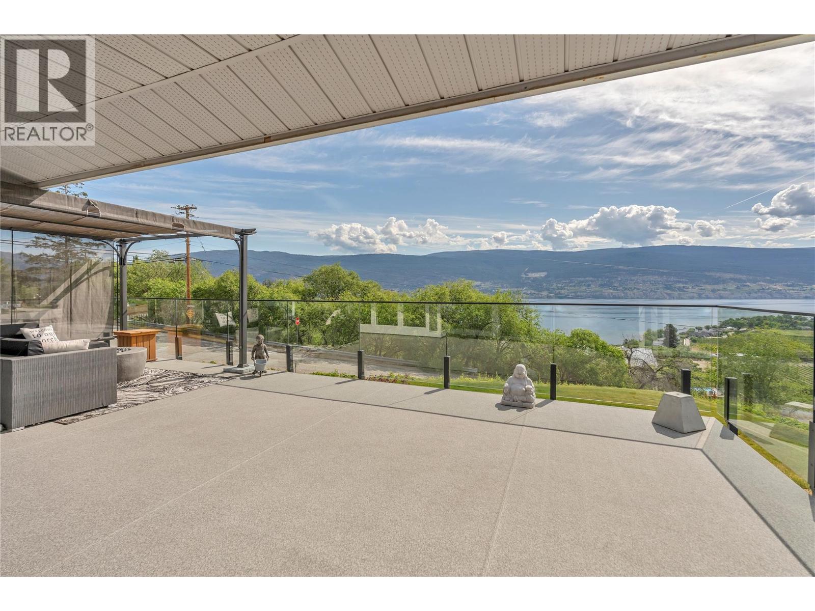 5319 White Street - 6