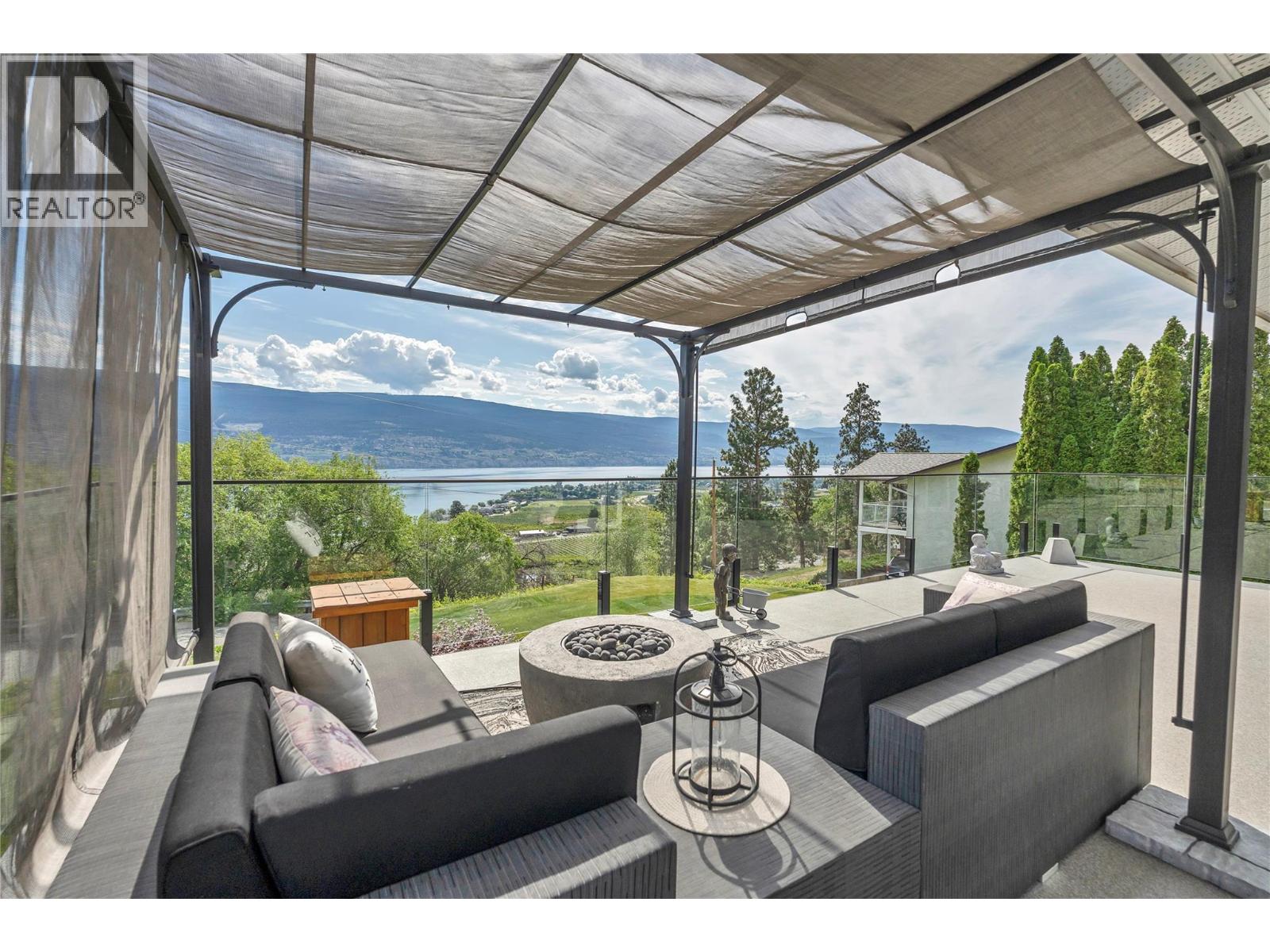 5319 White Street - 5