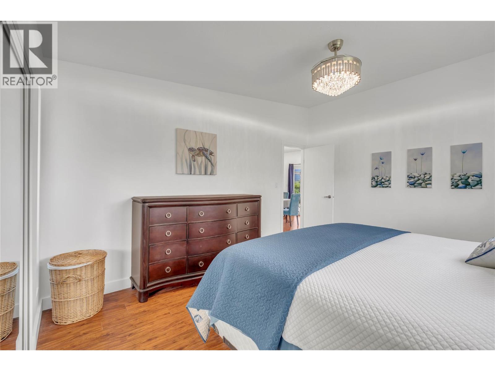 5319 White Street - 25
