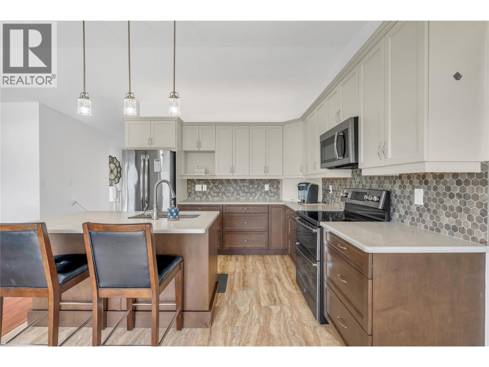 5319 White Street - 19