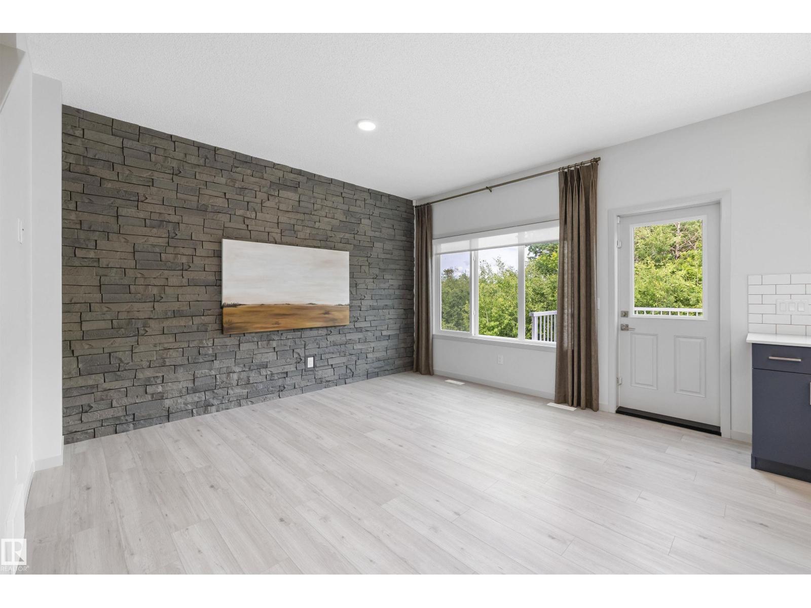 17431 7 ST NE - 22