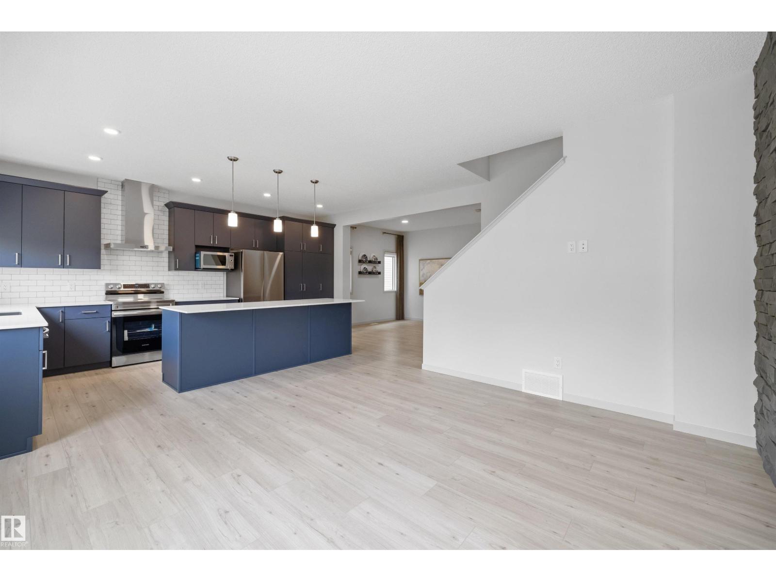 17431 7 ST NE - 25