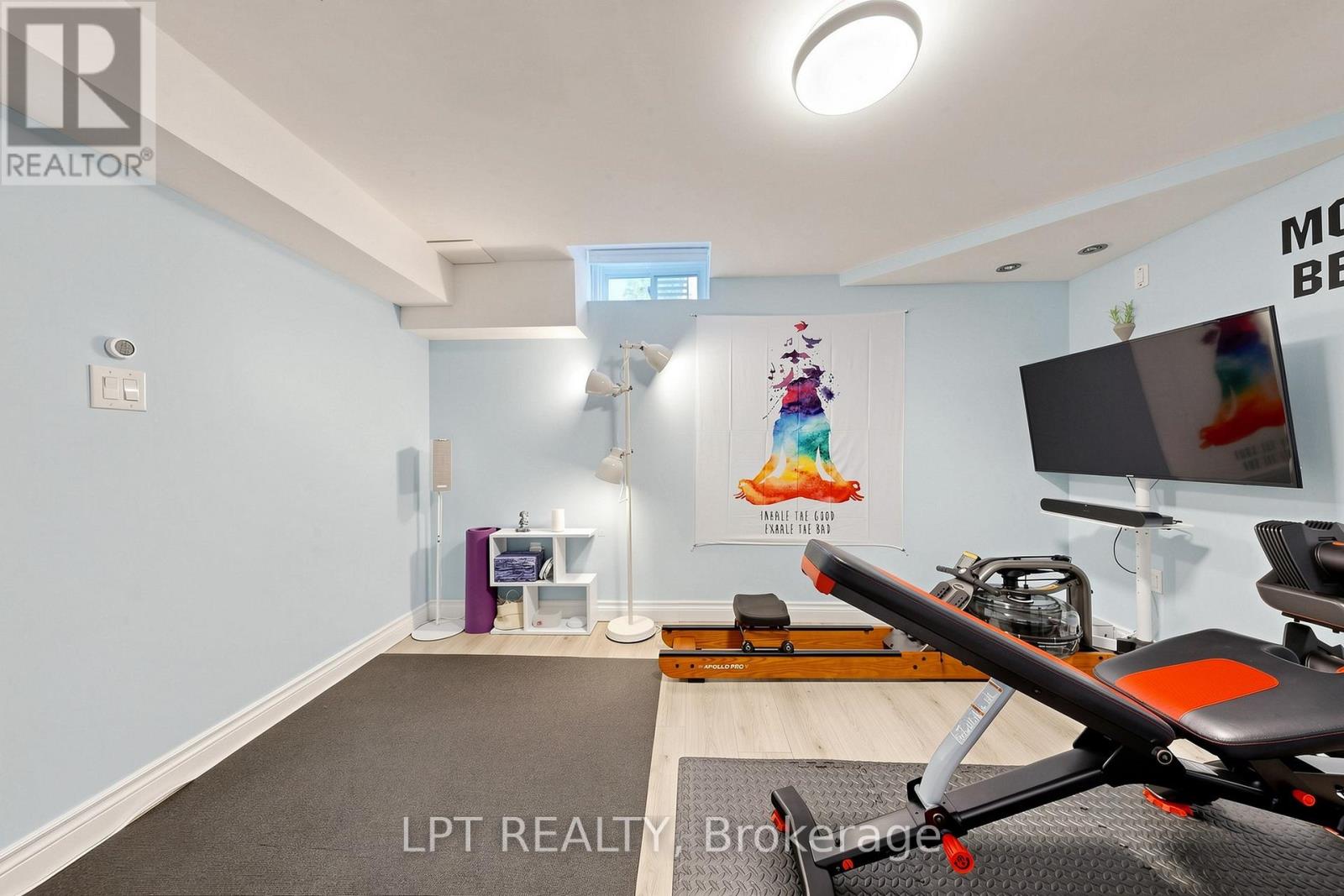 30 PENTLAND CRESCENT - 46