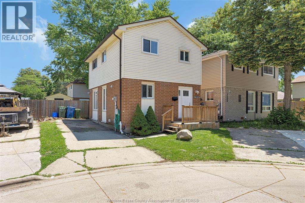 1204 Copperfield PL - 1