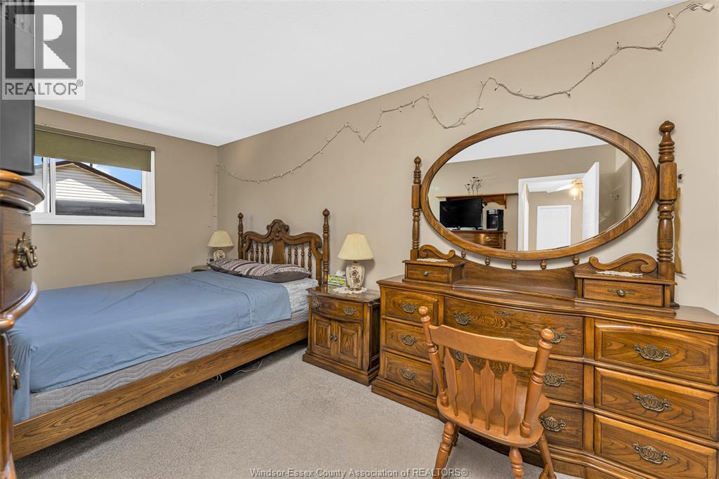 1204 Copperfield PL - 16