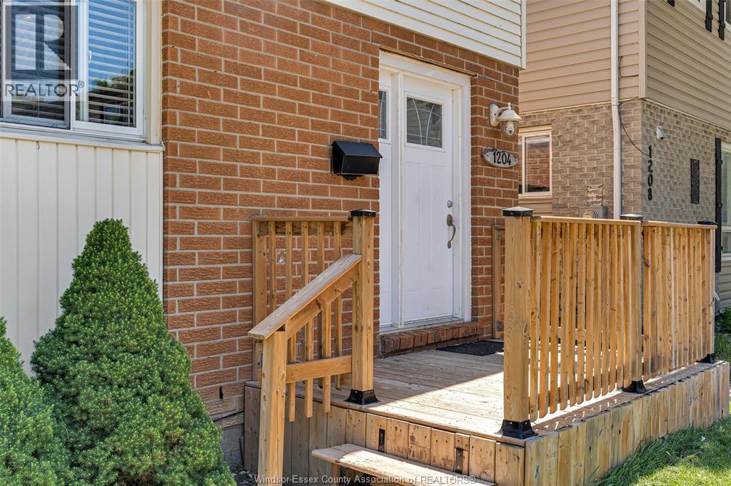 1204 Copperfield PL - 3