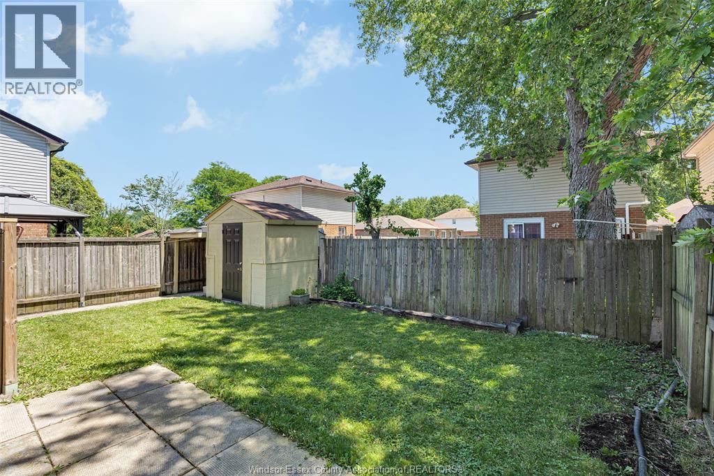 1204 Copperfield PL - 4