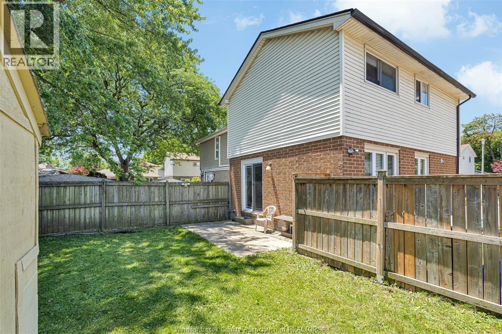 1204 Copperfield PL - 6
