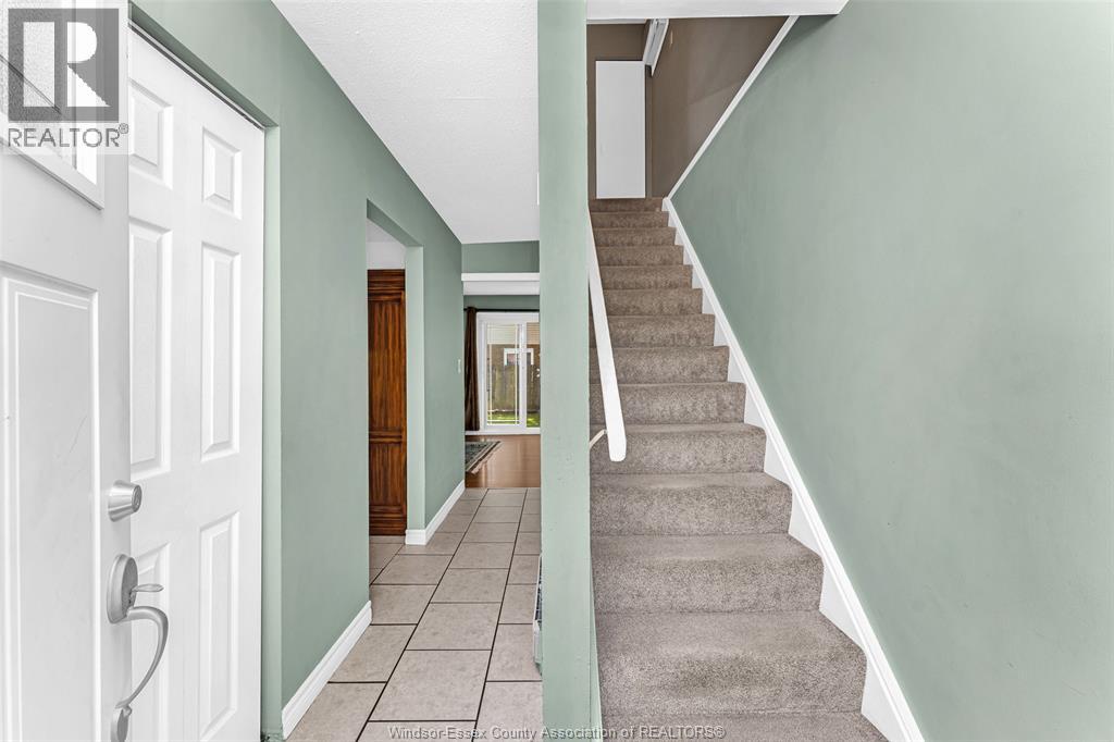 1204 Copperfield PL - 7