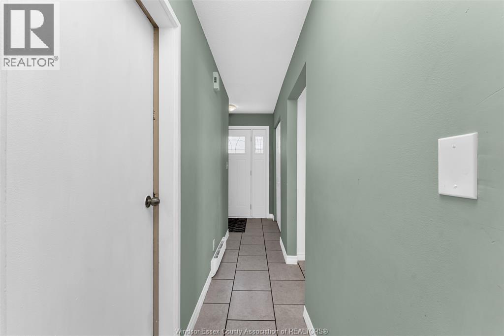 1204 Copperfield PL - 8