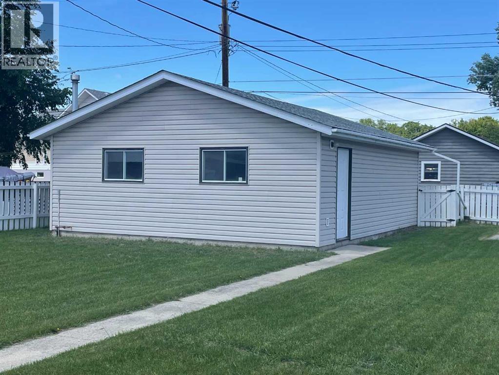 358 48 Avenue W — photo 14