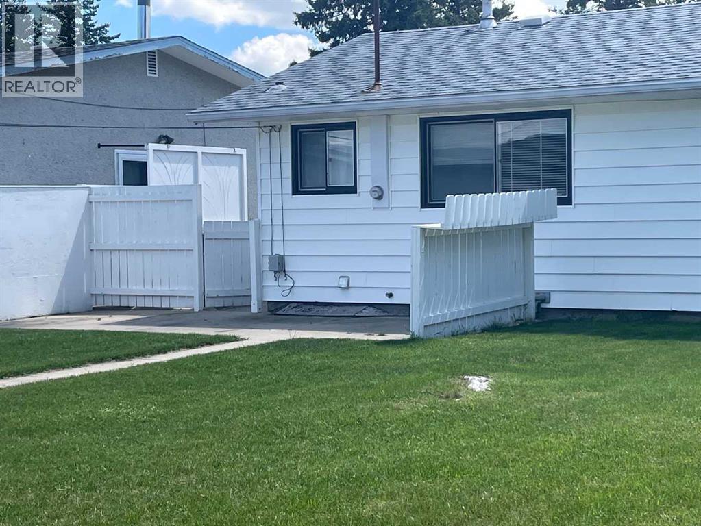 358 48 Avenue W — photo 12