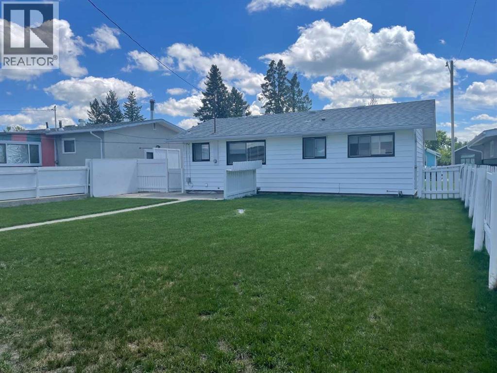 358 48 Avenue W — photo 13