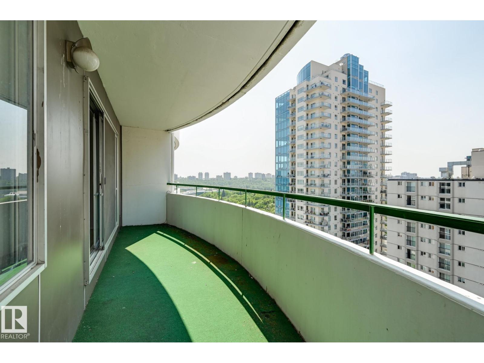 #1502 9725 106 ST NW - 18
