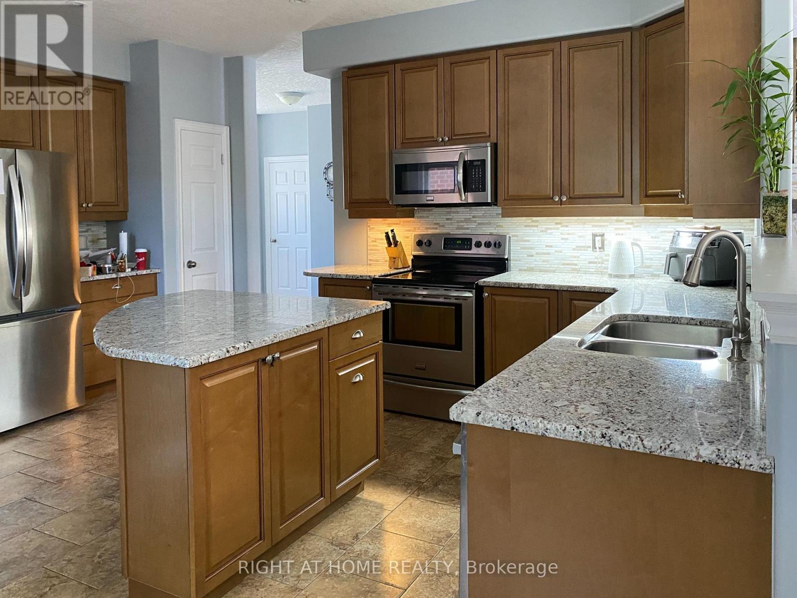 35 AUBURN COURT - Image 7