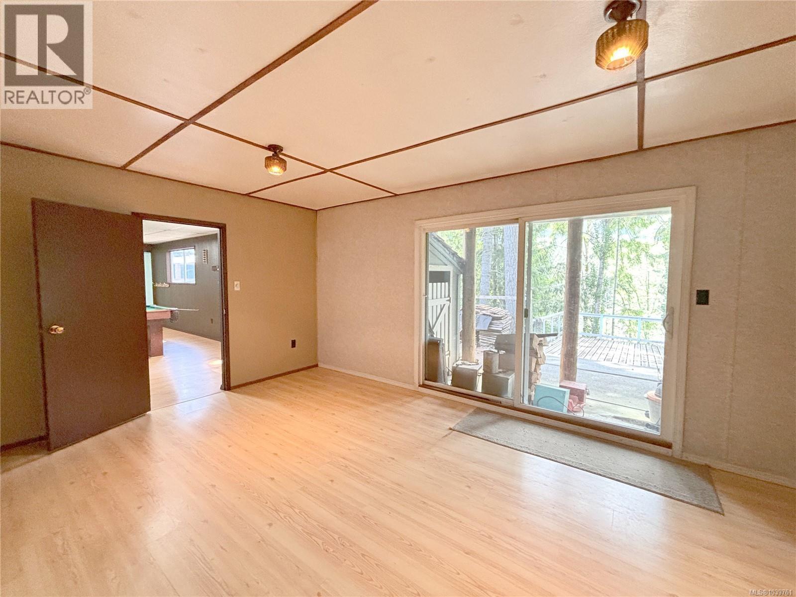 380 Alder Cres - 26