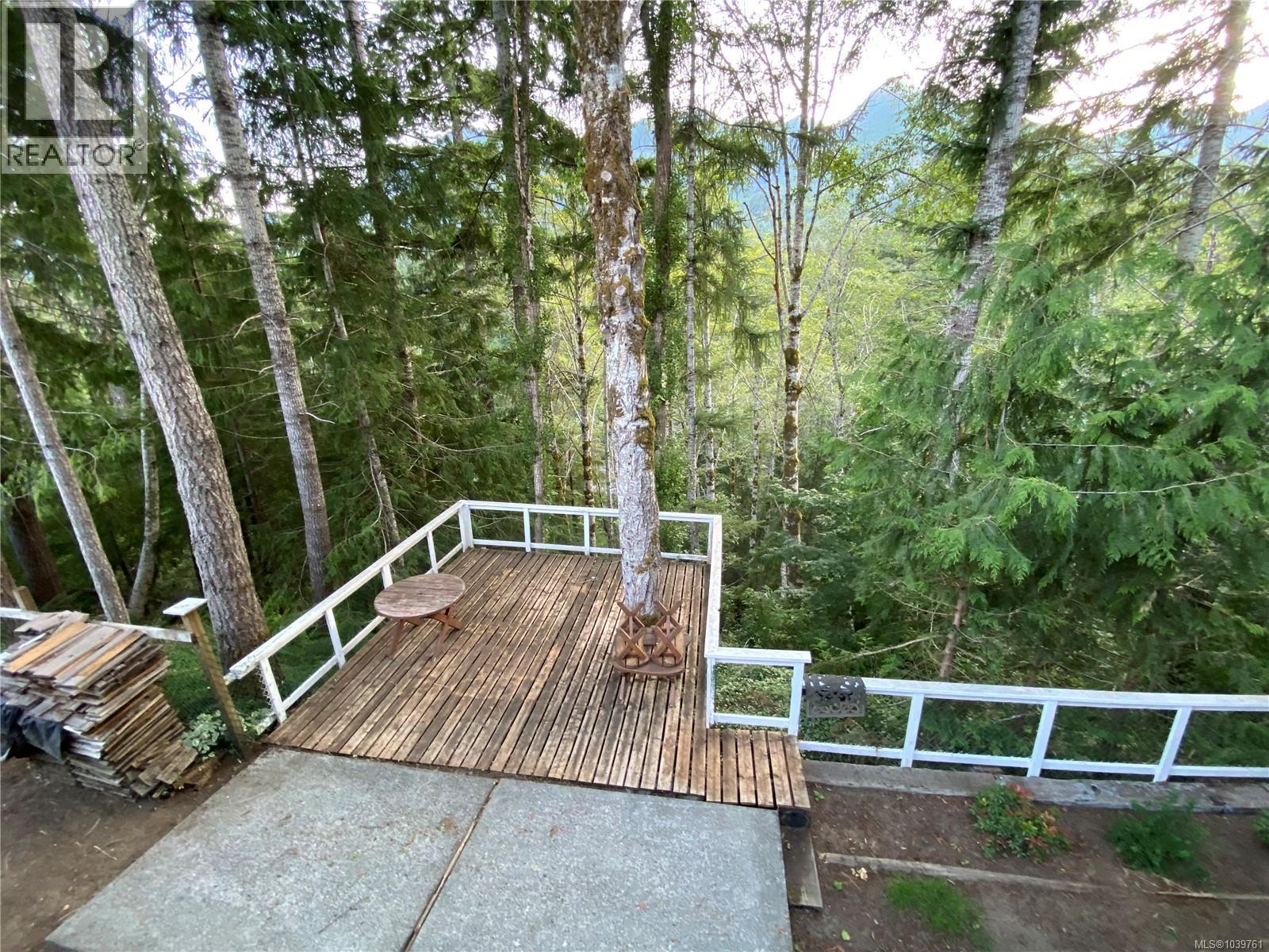 380 Alder Cres - 28