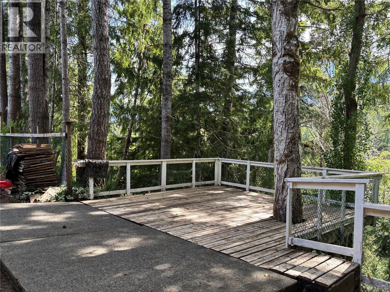 380 Alder Cres - 34