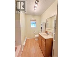 380 Alder Cres, Gold River, BC V0P1G0 Photo 18