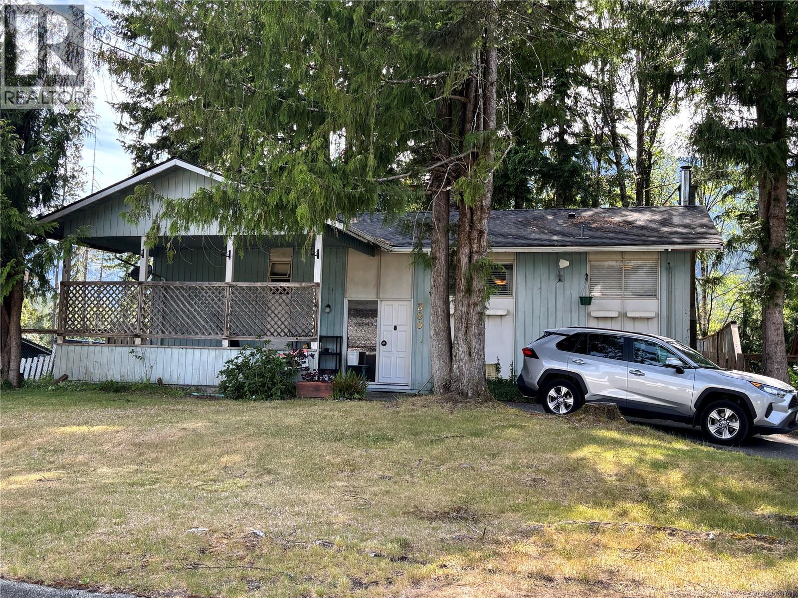 380 Alder Cres - 48
