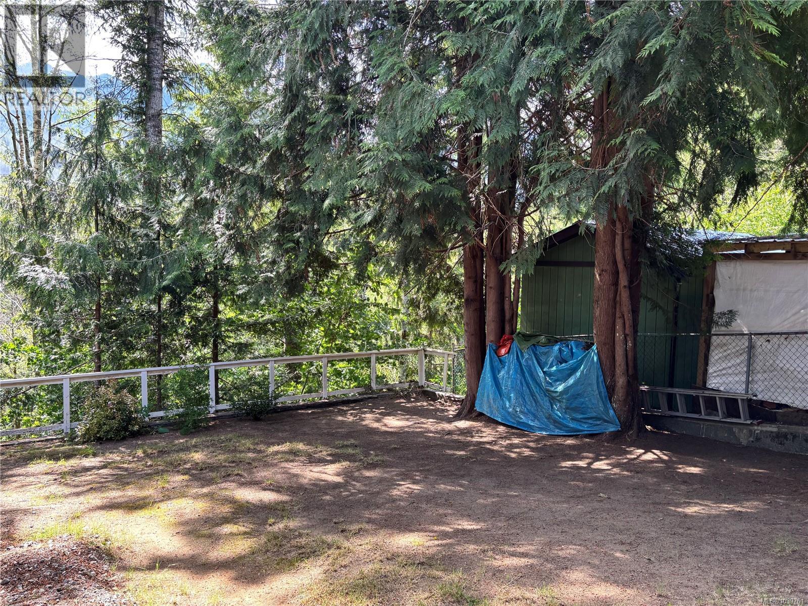380 Alder Cres - 36