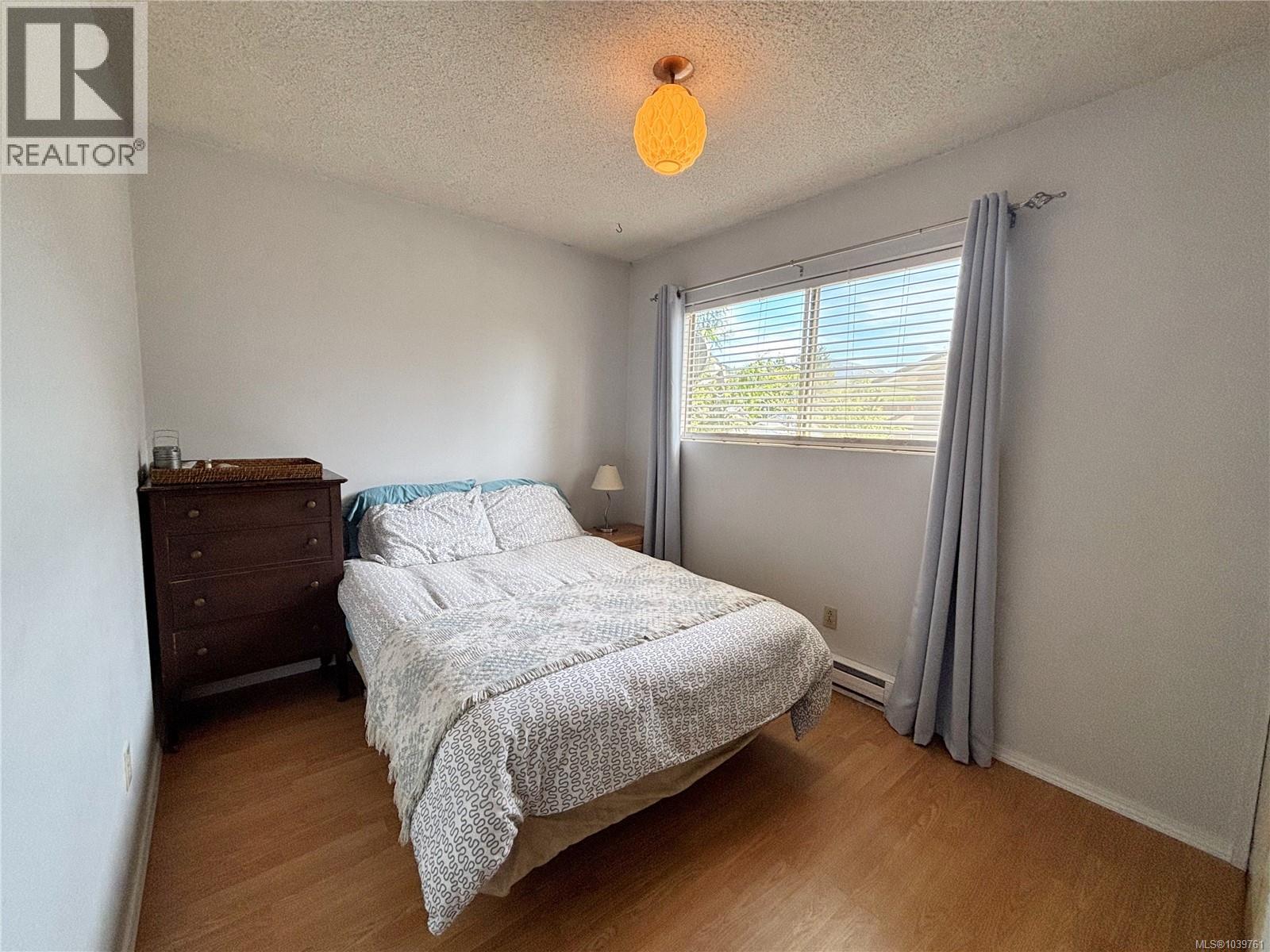 380 Alder Cres - 15