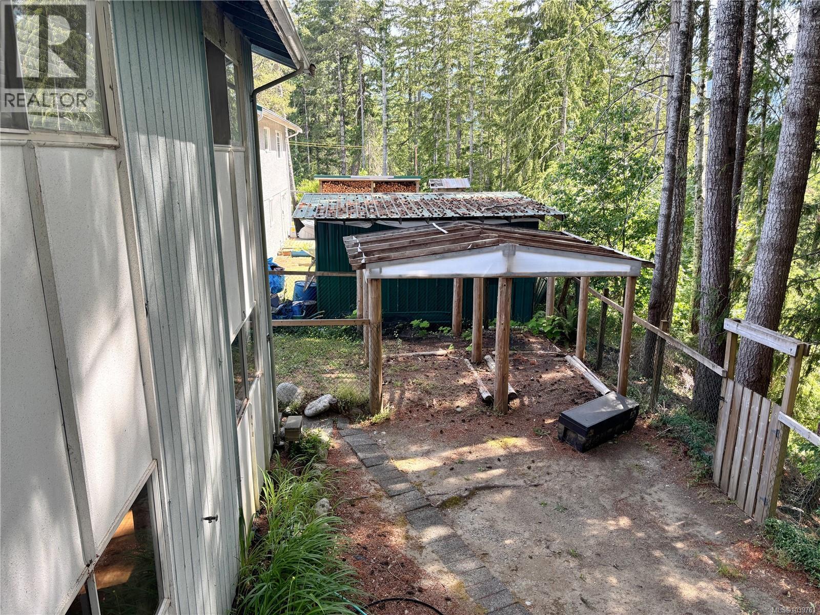 380 Alder Cres - 46