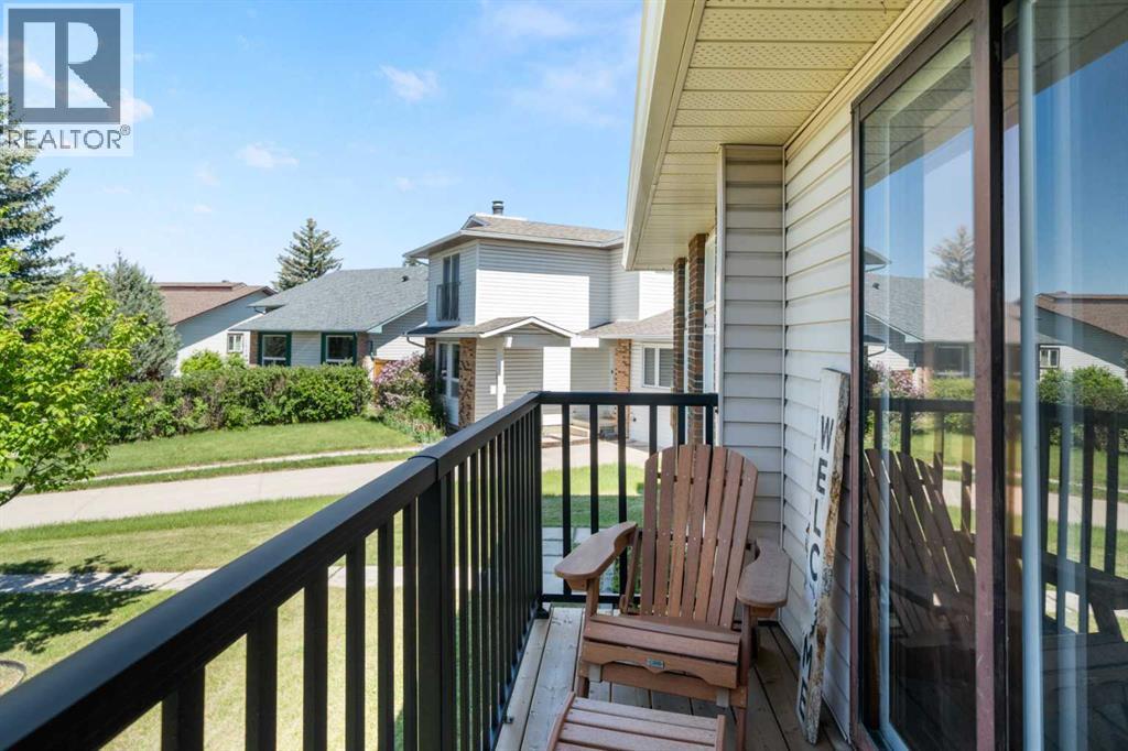 24 Cedardale Rise SW - 25