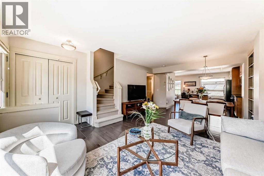 25 Aspen Hills Terrace SW - 18
