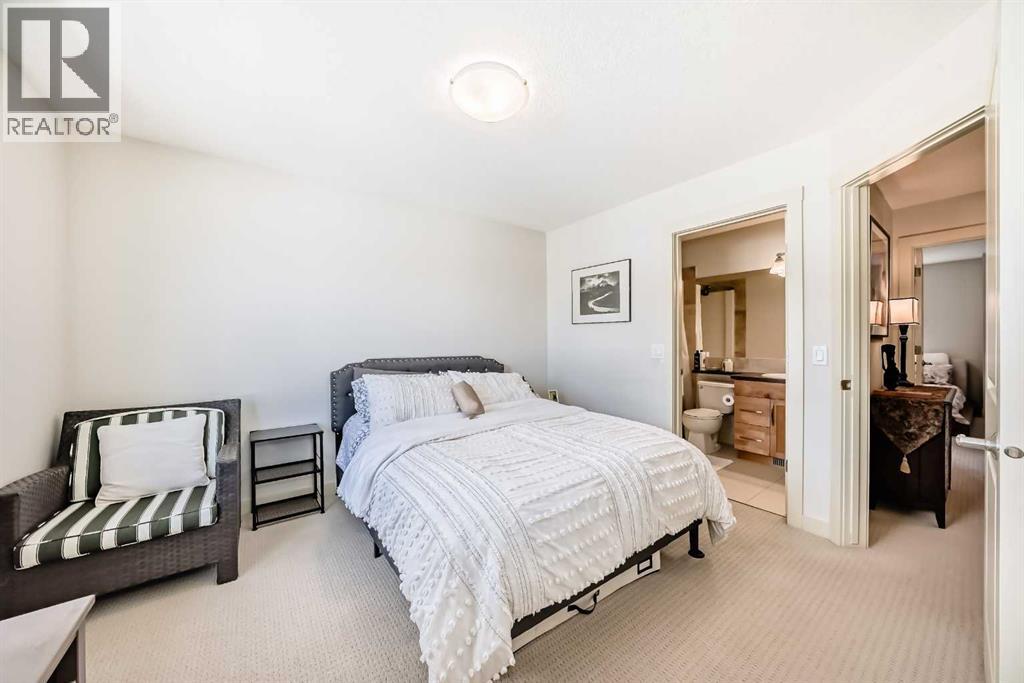 25 Aspen Hills Terrace SW - 19