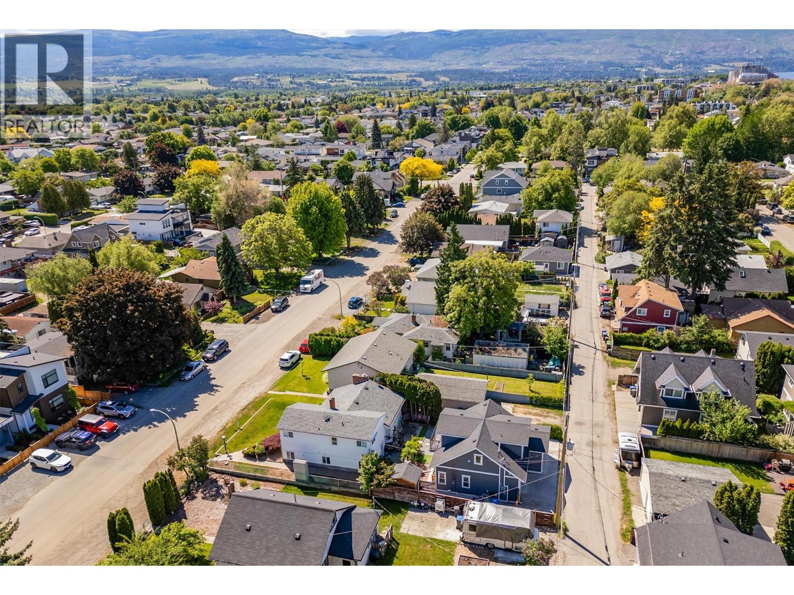 2202 Aberdeen Street - 68