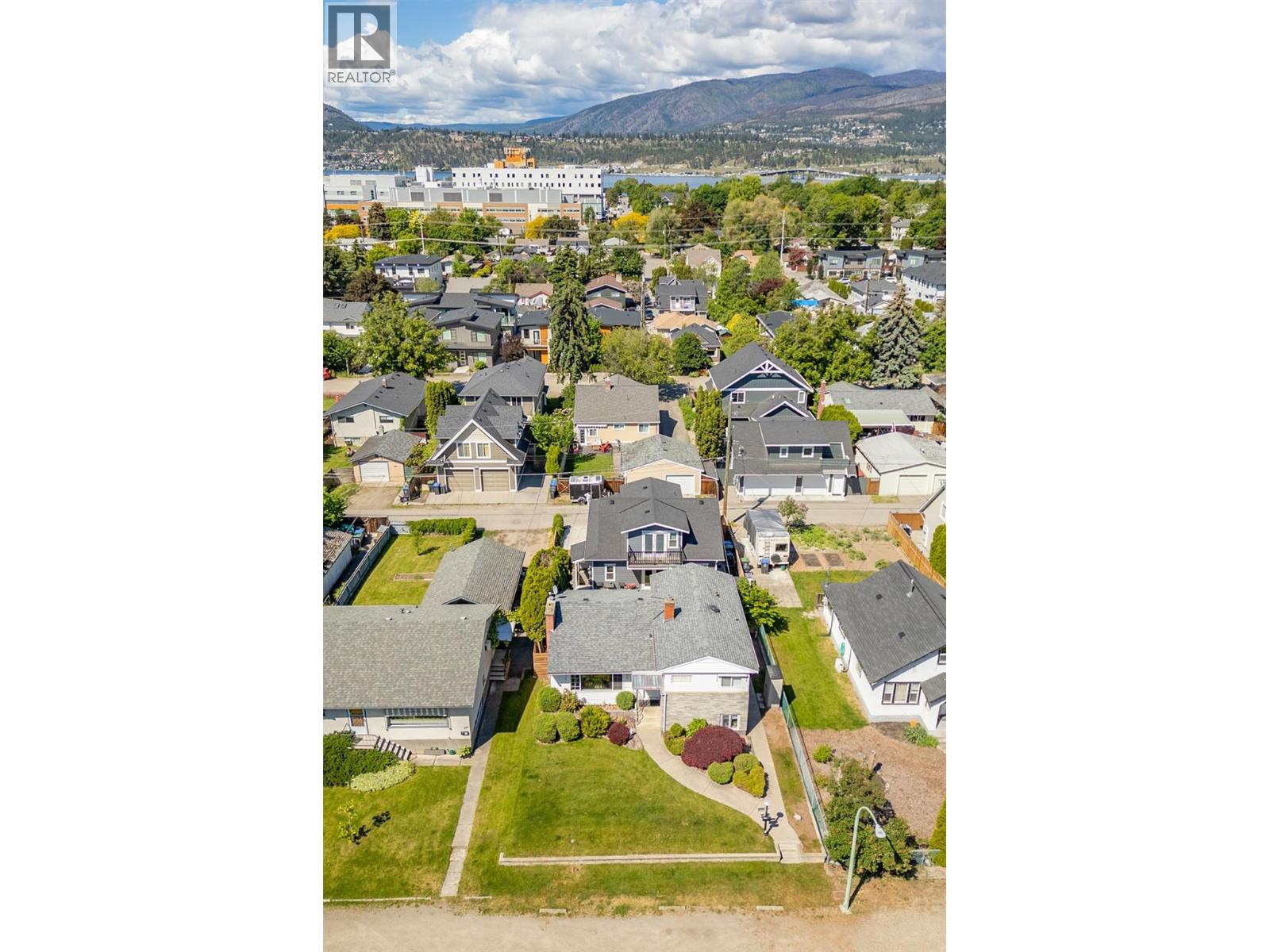 2202 Aberdeen Street - 66