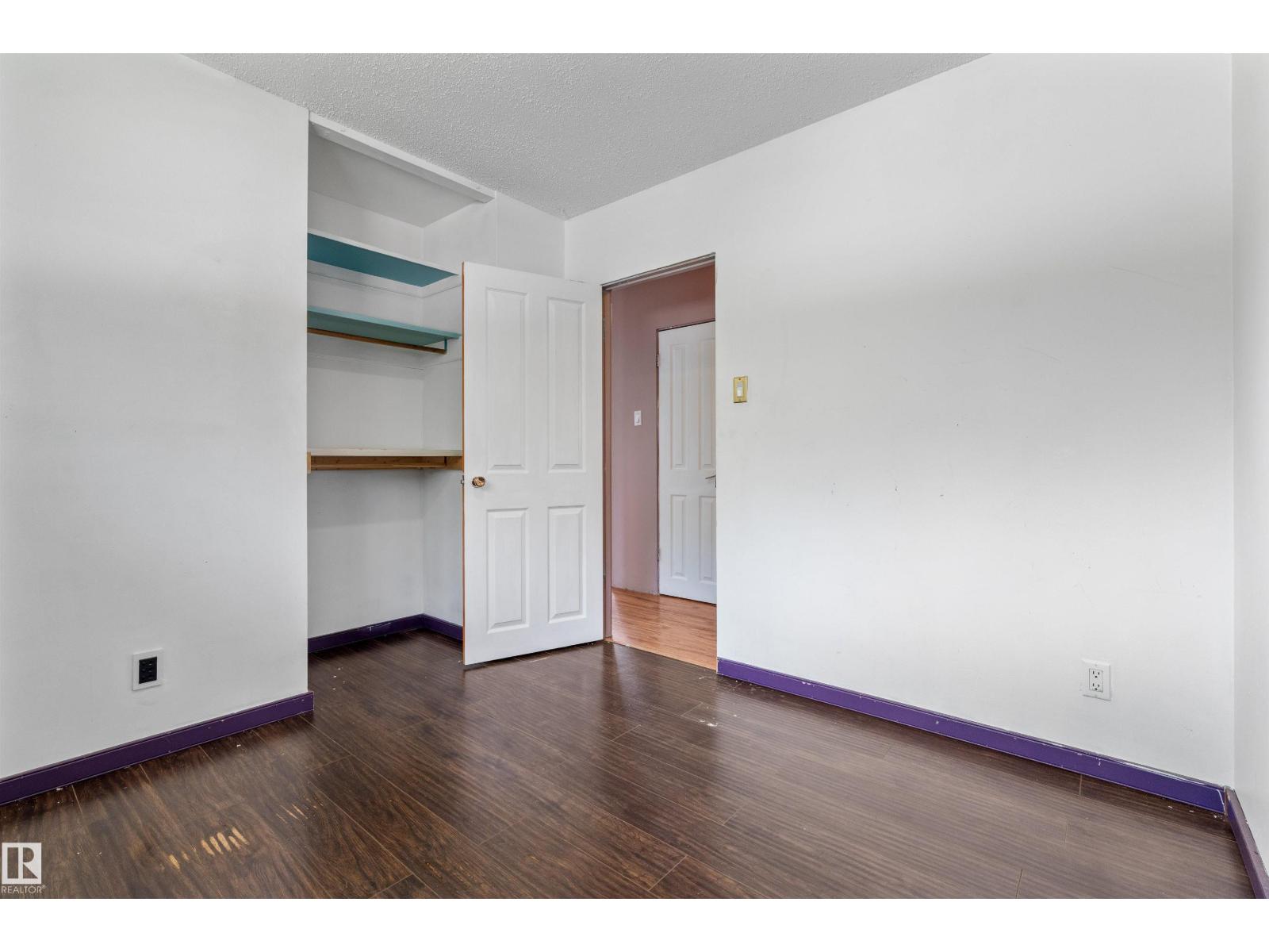 5212 46 ST — photo 29