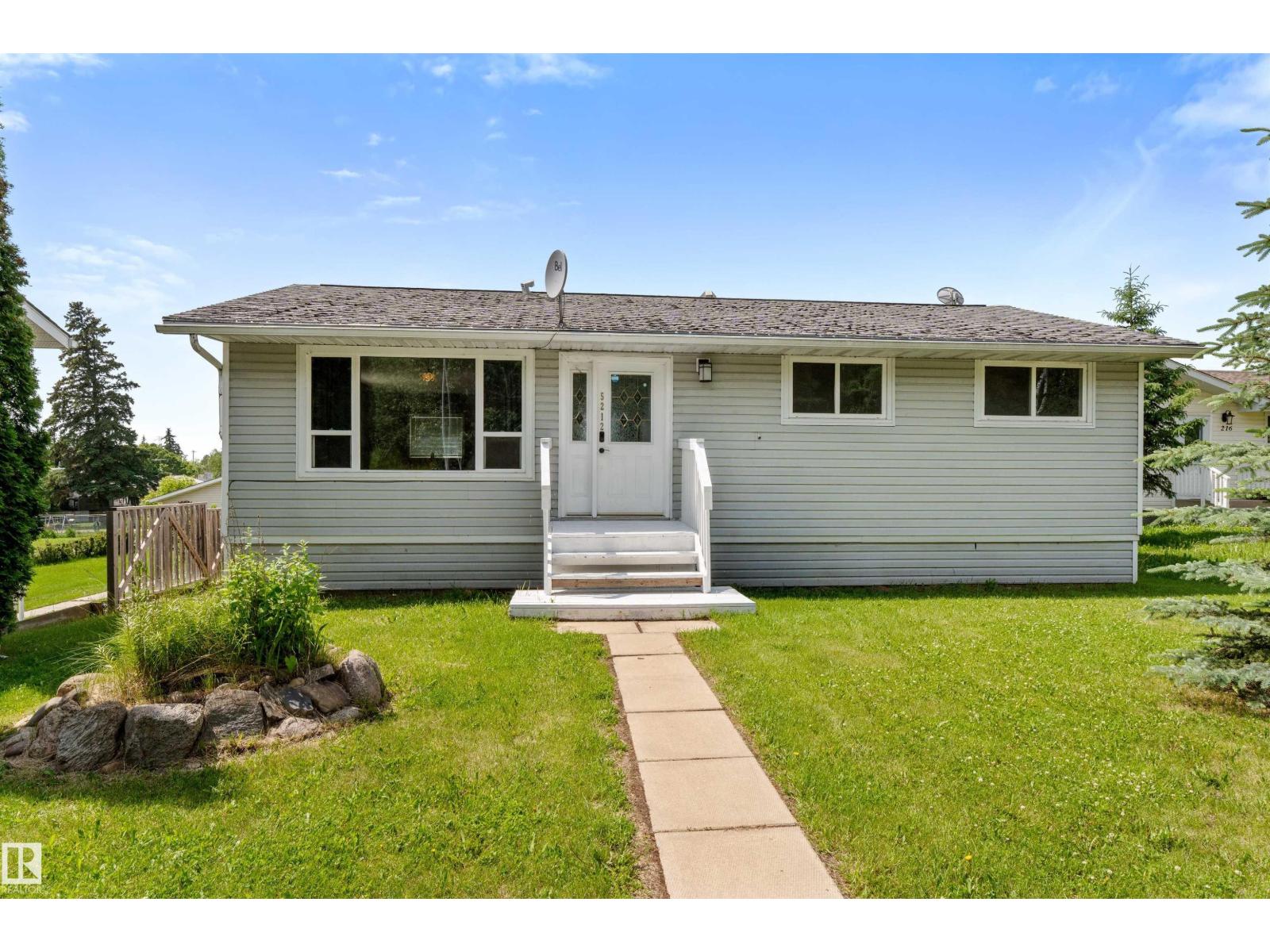 5212 46 ST - photo 3