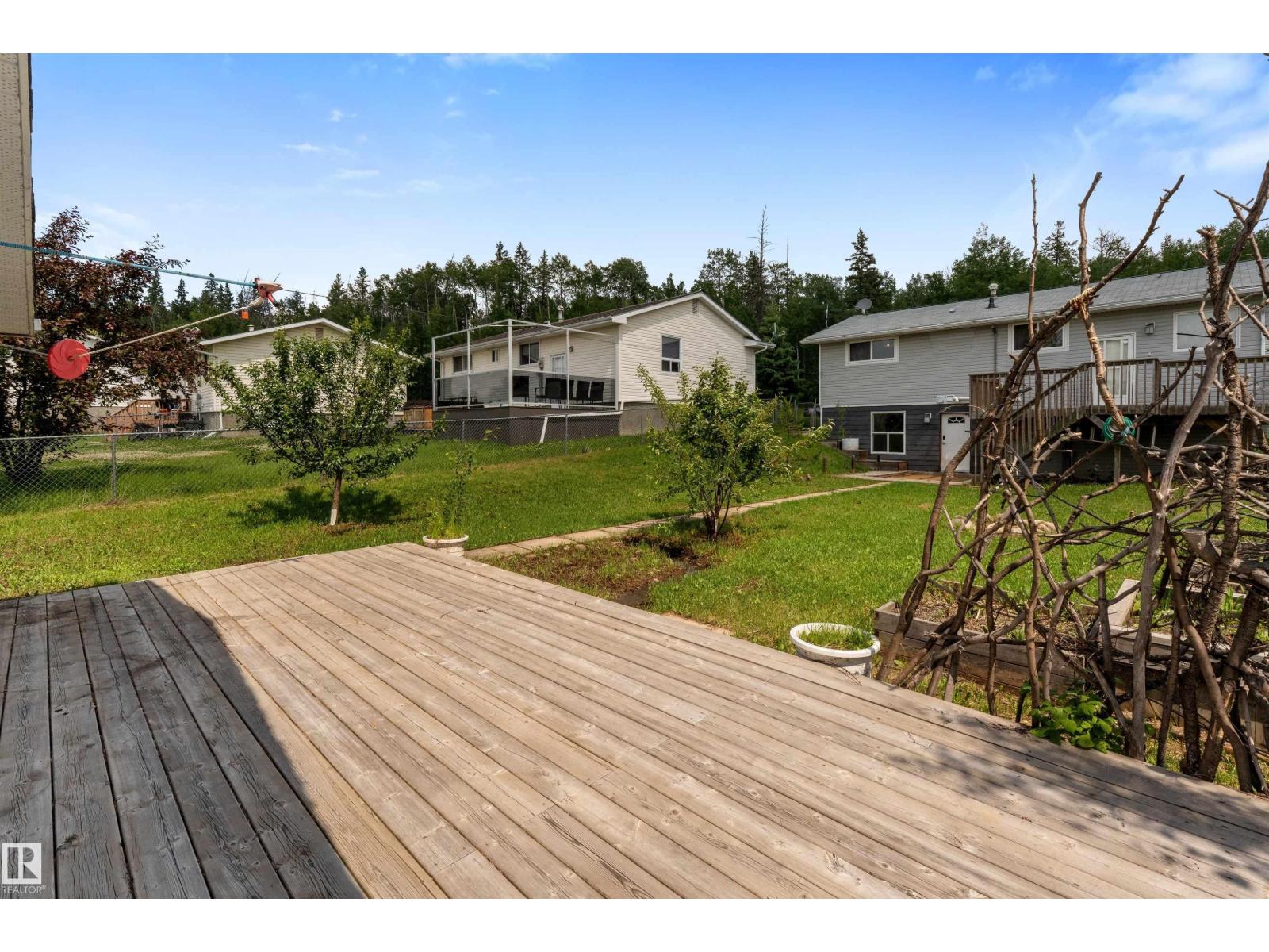 5212 46 ST - 56