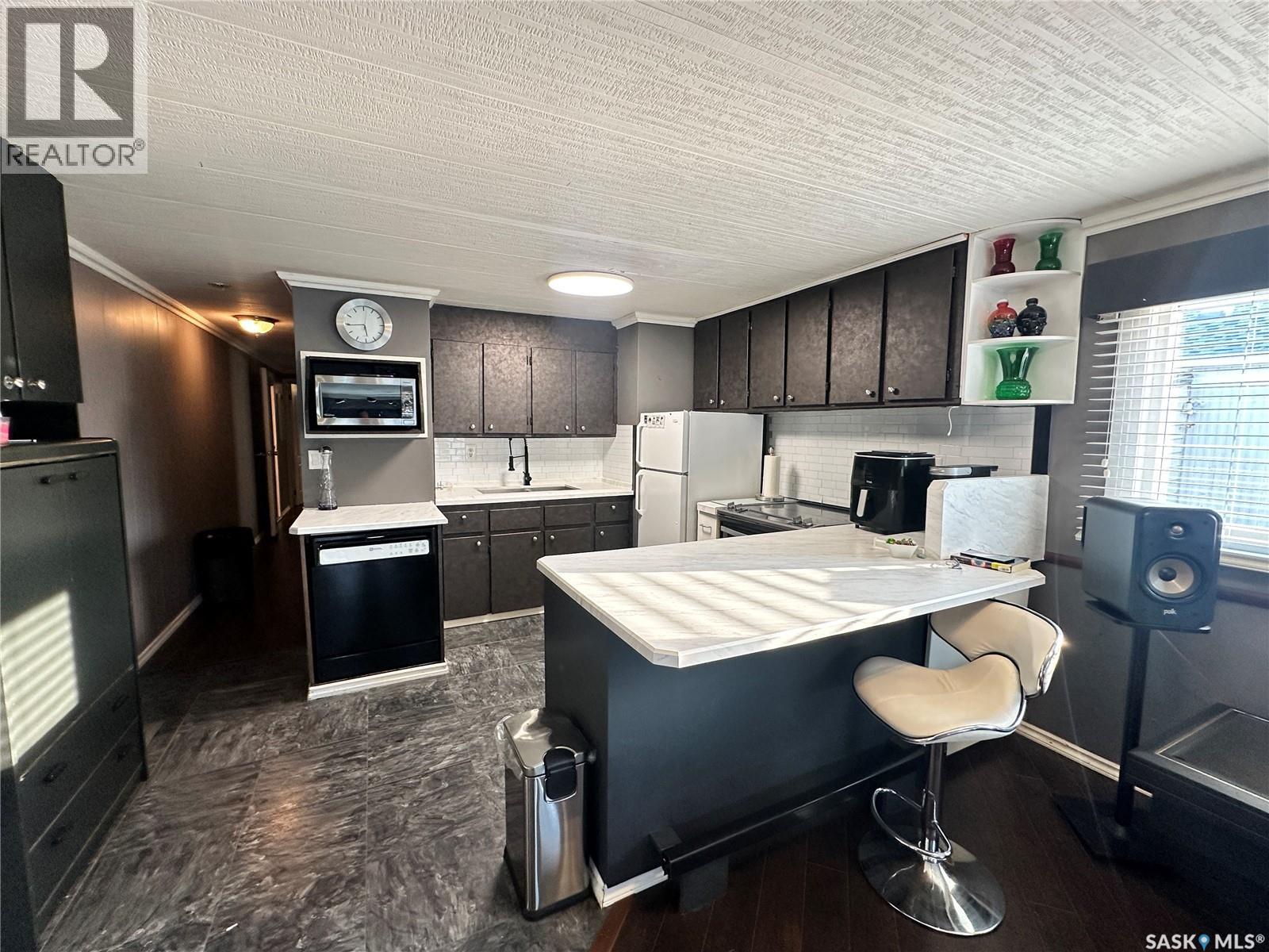 65 1035 Boychuk DRIVE — photo 8