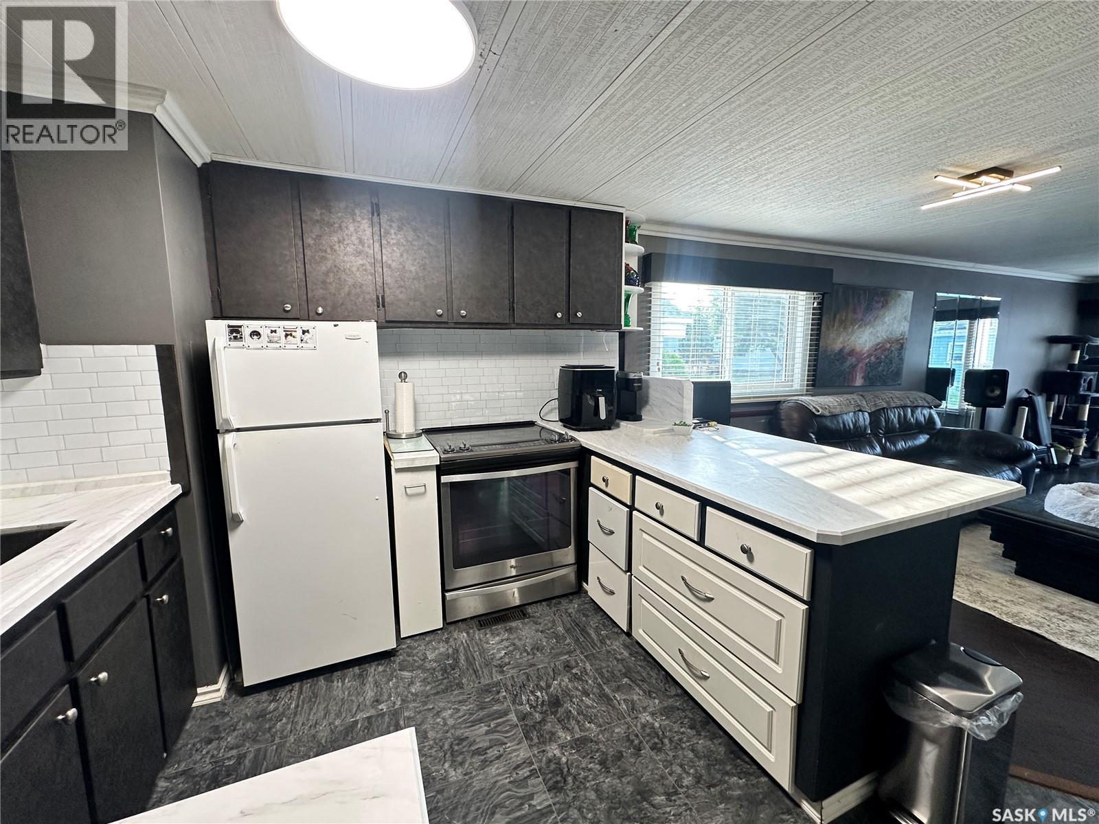 65 1035 Boychuk DRIVE — photo 9