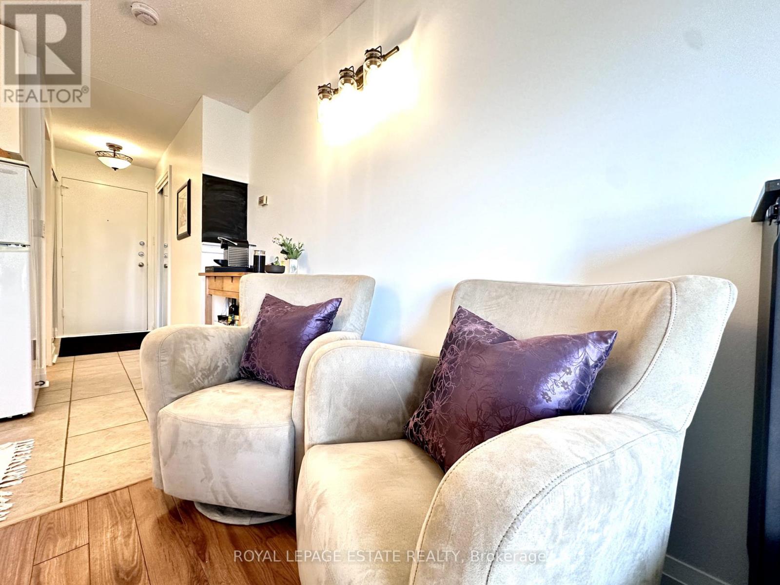#309 123 WOODBINE AVENUE - 21