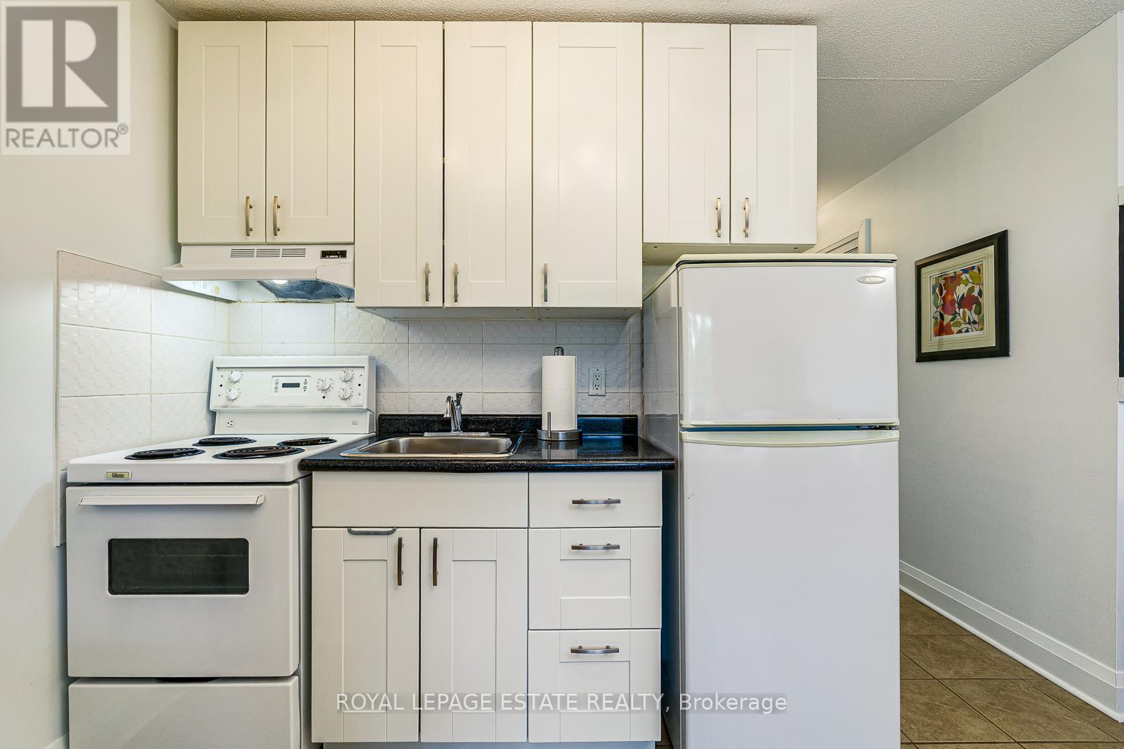 #309 123 WOODBINE AVENUE - 7
