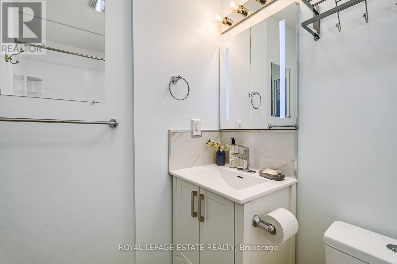 #309 123 WOODBINE AVENUE - 8
