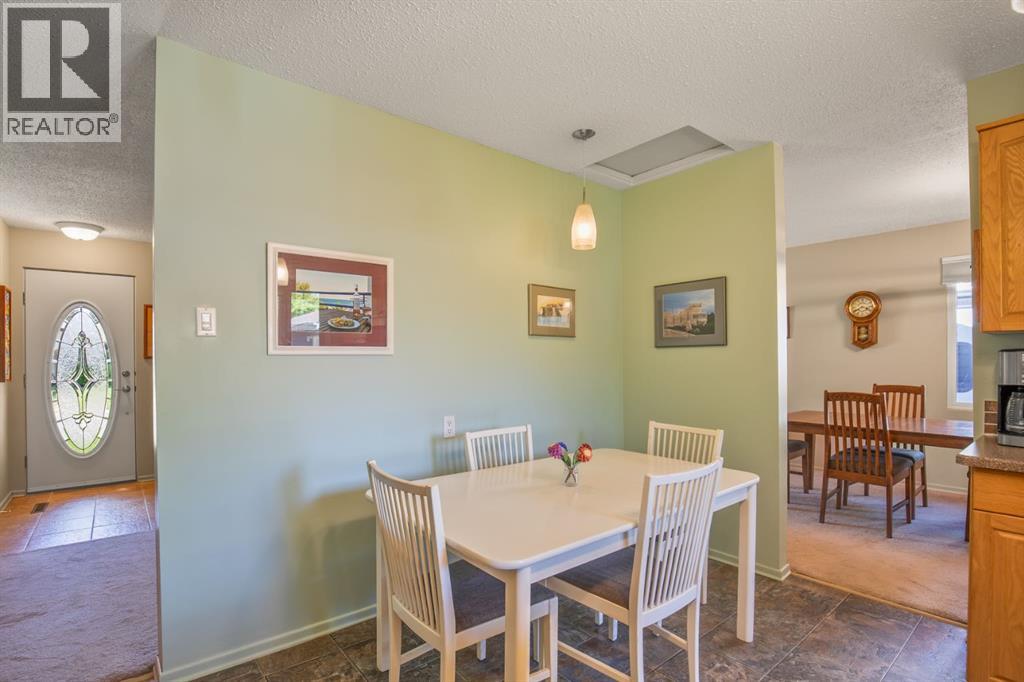 11 Mccune Avenue — photo 10