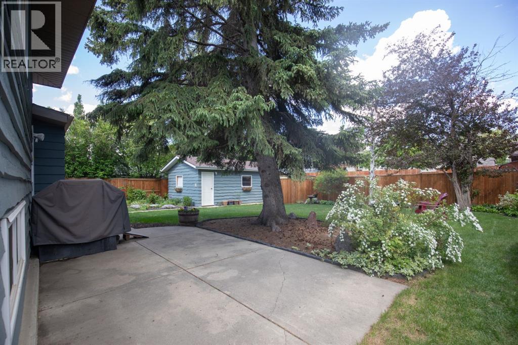 11 Mccune Avenue — photo 30